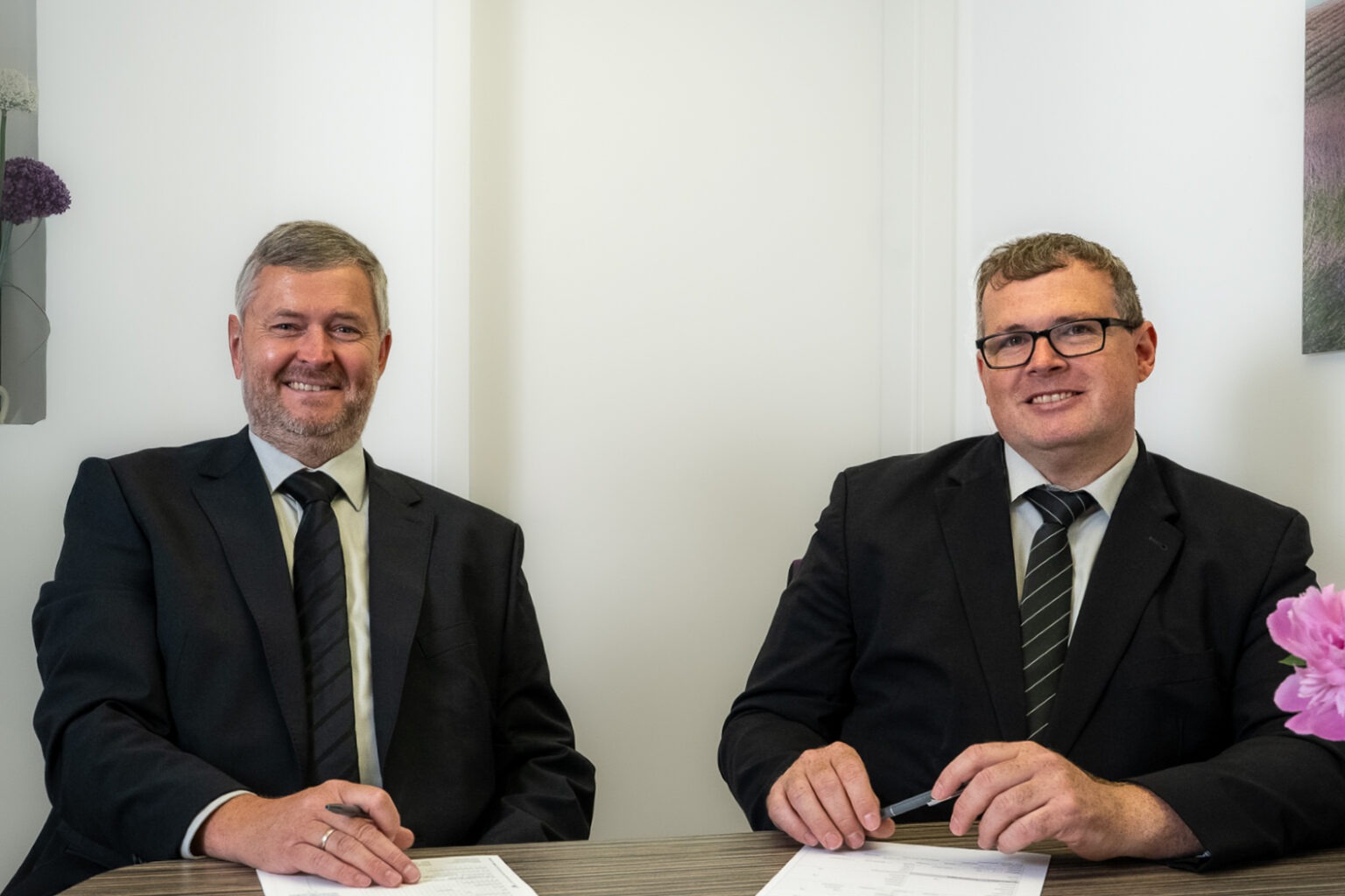 Markus und Daniel Bunzel von Bunzel Bestattungen Weißdorf